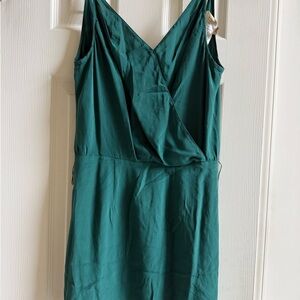 Elegant Green Sleeveless Dress